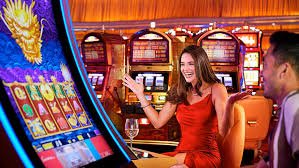 711 club Baccarat Kamera Dekat